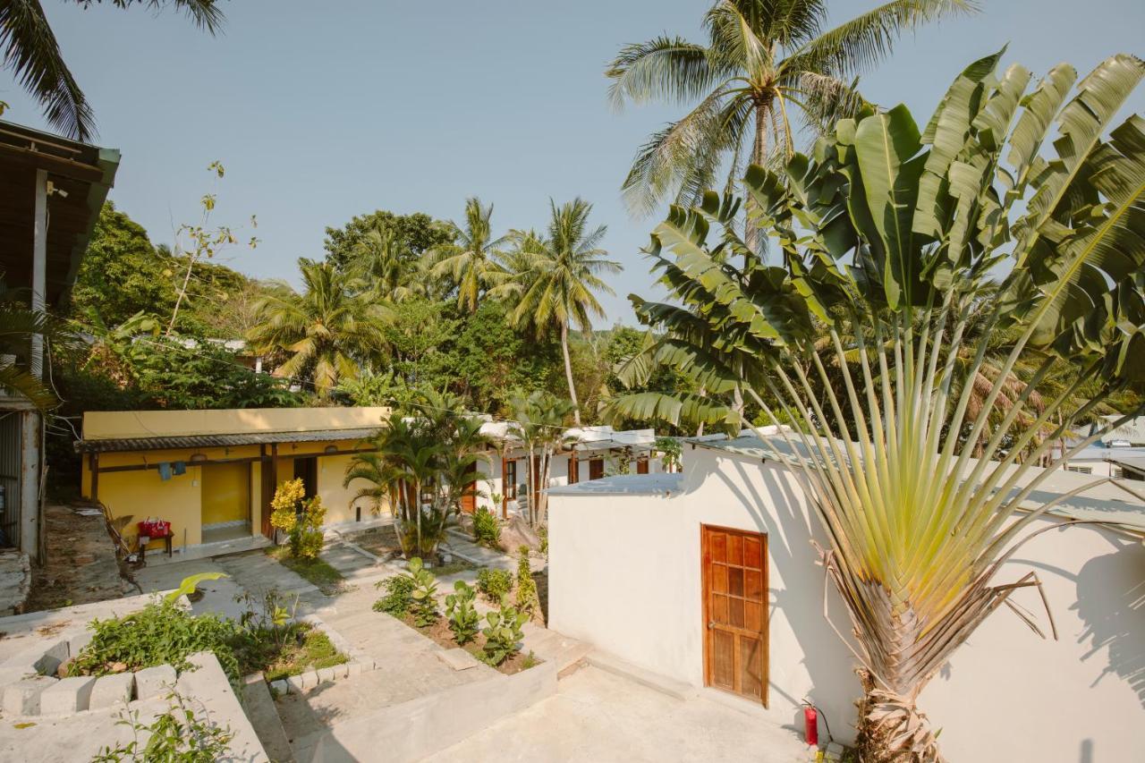 The Vibe House - Chillout Hostel Phu Quoc Bagian luar foto
